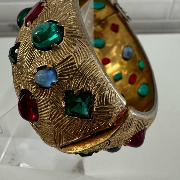 Vtg Castlecliff Cuff Bracelet Gold Tone Wide Unfoiled Glass Cabochons Crystals - Picture 10 of 14